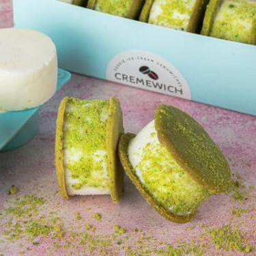 Kaffir Lime Ice Cream Sandwich (1Pc)