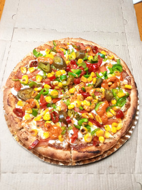Spicy Paneer Pizza (11 Inches)