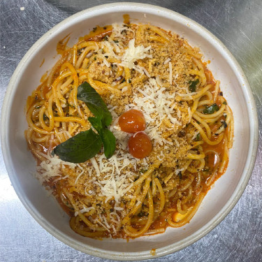 Spaghetti Chilli Garlic Pangratatto