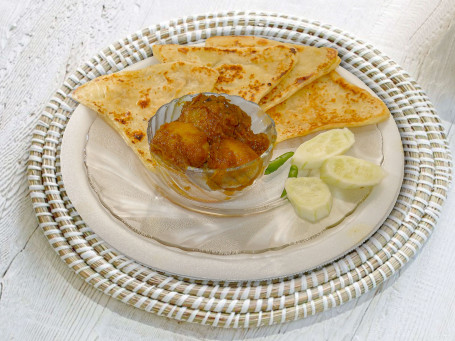 Paratha With Dum Aloo [3,4 Pieces]