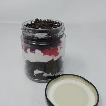 Blackforest Temptation Jar Cake