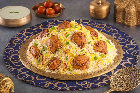 Lazeez Bhuna Murgh Chicken Dum Biryani, Serves 4)