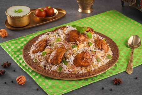 Hyderabadi Lazeez Bhuna Murgh Spicy Chicken Biryani, Boneless Serves 2 3]