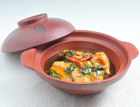 Exotic Vegetables In Chilli Basil Sauce In A Clay Pot