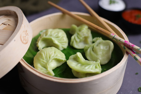 Veg Schezwan Steamed Momo