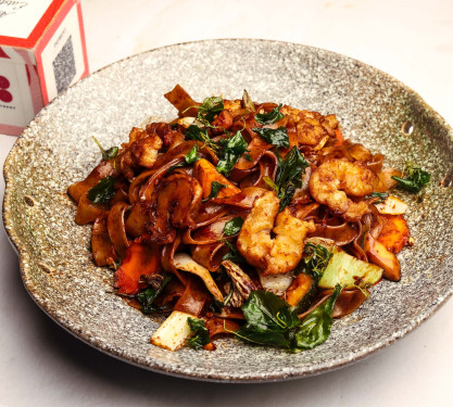 Prawn Thai Drunken Noodles