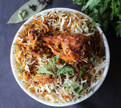 Hyderabadi Chicken Manchurian Biryani