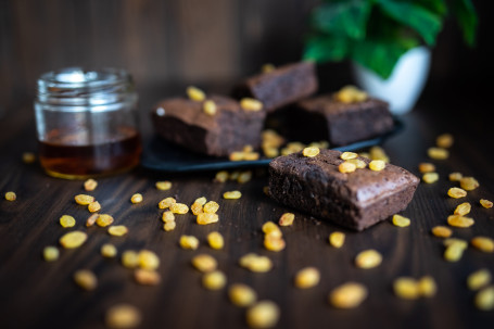 Rum Roasted Nuts Brownie (Per Pc)