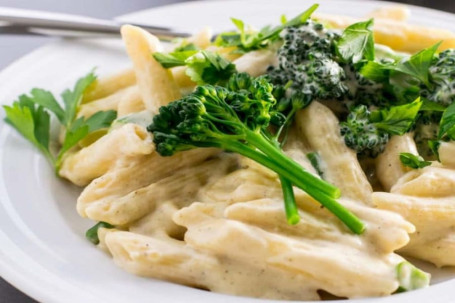 Pasta Cream Sauce With Brocolli