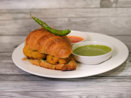 Batata Vada Croissant