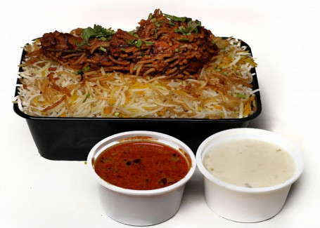 Hyderabadi Chicken Biryani (Large 1000Ml Serves 1 To 2)