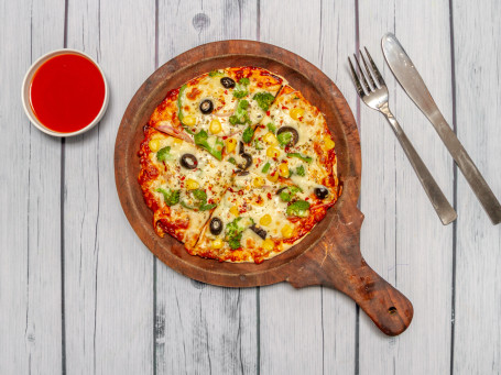 7 Creamy Cheese Veggie Pizza