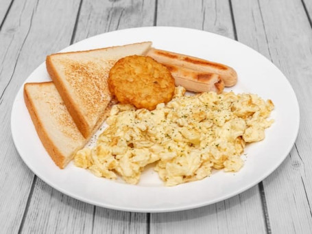 Scrambled Egg With Grilled Chicken Sausage