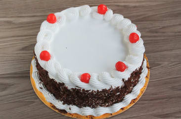 Black Forest Cake 900Gm