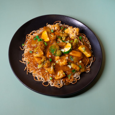 Pan Fried Noodles Veg In Hunan Sauce