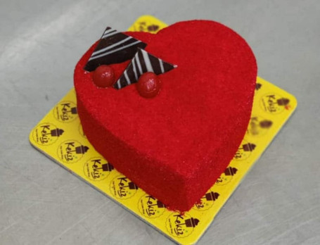 Red Velvet Heart Cake [1 Kg]
