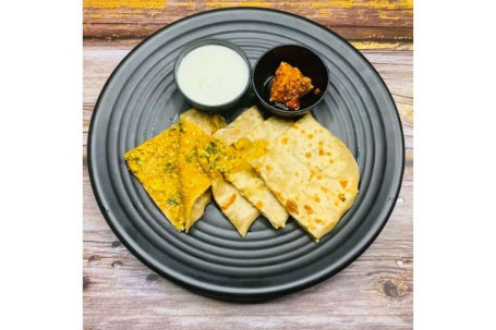 Aloo Paneer Garlic Paratha