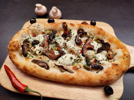 Mixed Mushrooms Olives Garlic Bread