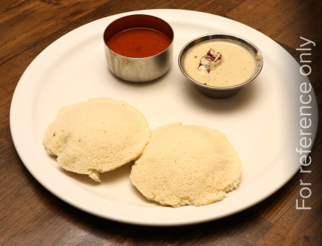 Idli (3 Sambar Chutney