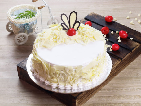 White Forest Eggless Cake 500 Grams