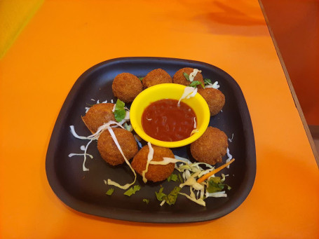 Crispy Chicken Balls (5 Pieces)