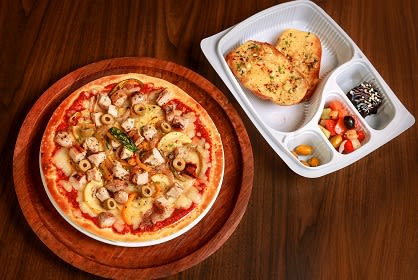 Pizza Non Veg Combo