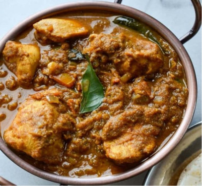 Combo 10: Appam With Malabar Kozhi Curry