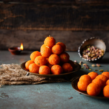 Mothi Choor Laddu (1 Kg)