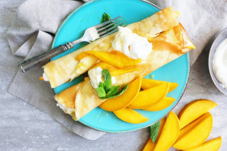 Mango And Cream Cheese Crepes