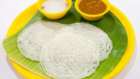 Idiyappam With Coconut Milk (4 Nos)