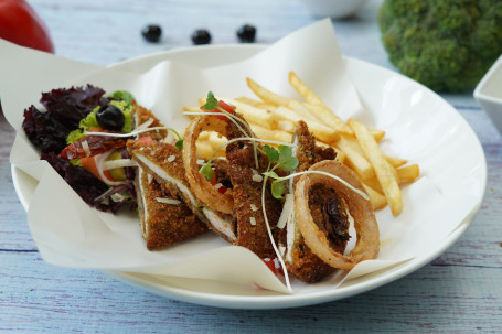 Crispy Chicken Nuggets With Fries