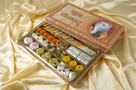 Kaju Mix Mithai Gift Pack