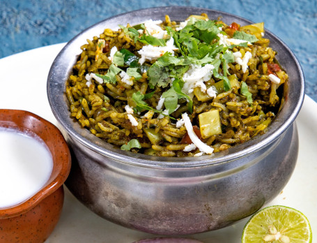 Nilkanth Special Biryani with Curd