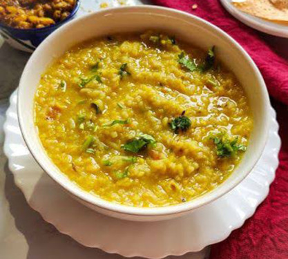 Lasaniya Dal Khichadi Combo