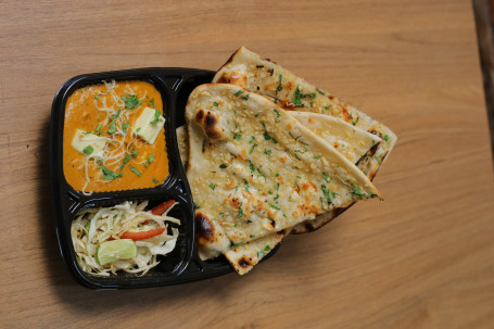 Cheese Butter Masala With Naan Combo