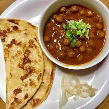 Chole Roti (5 Rotis)