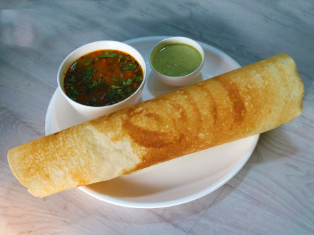 Mysore Plain Dosa (Served With Chutney Sambar)