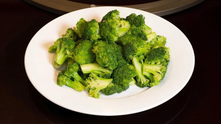 24. Steamed Broccoli Bái Zhuó Xī Lán Huā