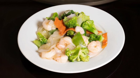 83. Shrimp With Vegetables Deluxe Zá Cài Xiā