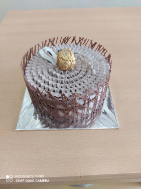 Ferrero Rochers Cake 500Gm
