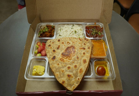 Punjabi Delux Lunch Pack