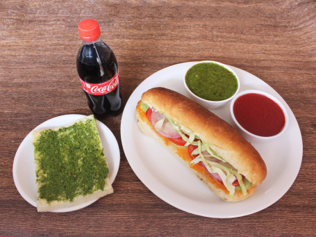 Veg. Aloo Tikki Hotdog With Butter Chutney Slice And Coke [250 Ml]