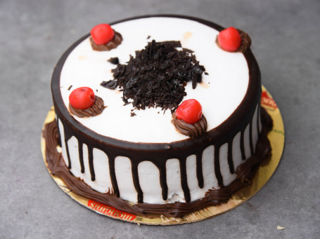 Premium Black Forest Cake (500 Gms)