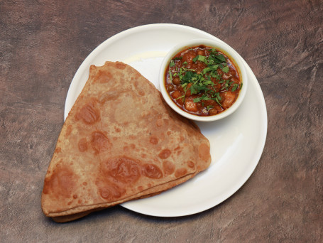 Special Aloo Mattar Sabji Tawa Paratha/Fry Paratha (2 Pc) Salad