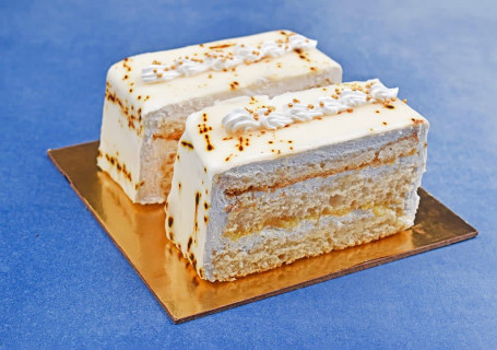 Vanilla Butterscotch Pastry [2 Pieces]