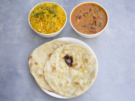 Rajma With Masala Rice Roti