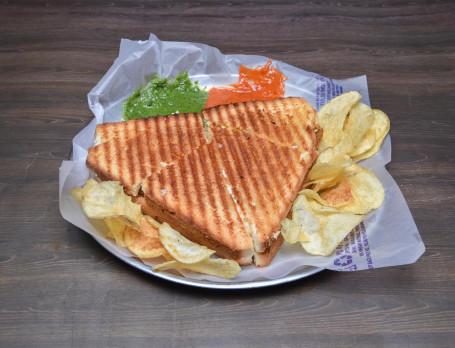 Mayo Chutney Sandwich