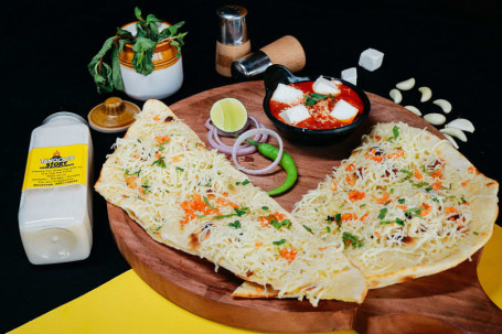 1 Cheese Garlic Naan With Dal Makhani Combo