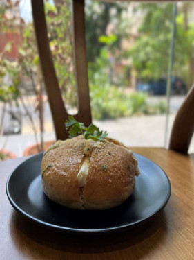 Korean Cream Cheese Garlic Bun