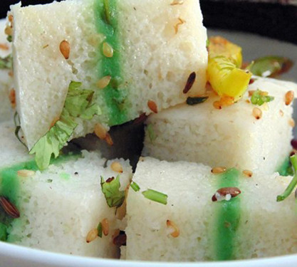 Sandwich Dhokla (Served With Kadhi,Mirchi)